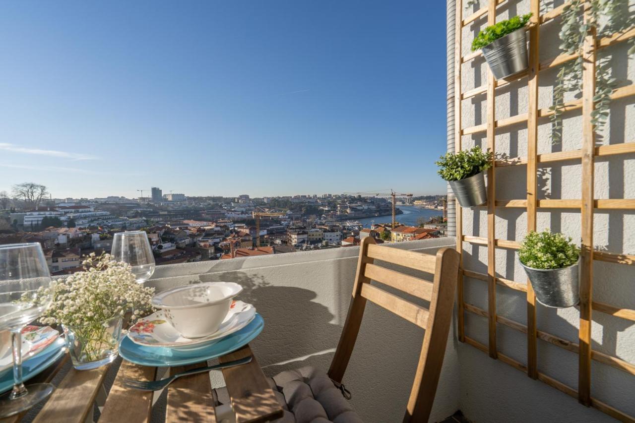 Gaya Avenue Flats - Elegant Contemporary Flats With Balcony Apartamento Vila Nova de Gaia Exterior foto